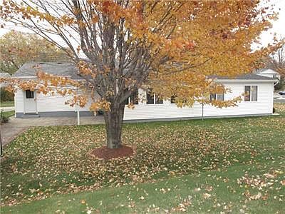 3rd image of 2924 Davison Ave