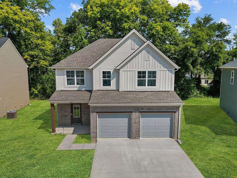 1st image of 943 Onyx Ln