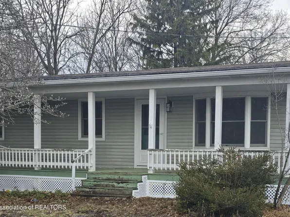 409 E 2nd North St, Laingsburg, MI 48848