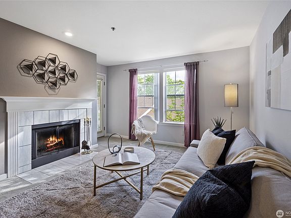 5th image of 2610 118th Ave SE #5202