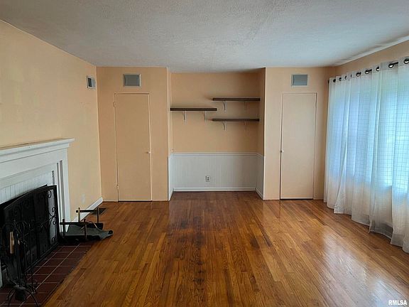2nd image of 1000 S Johnson Ave