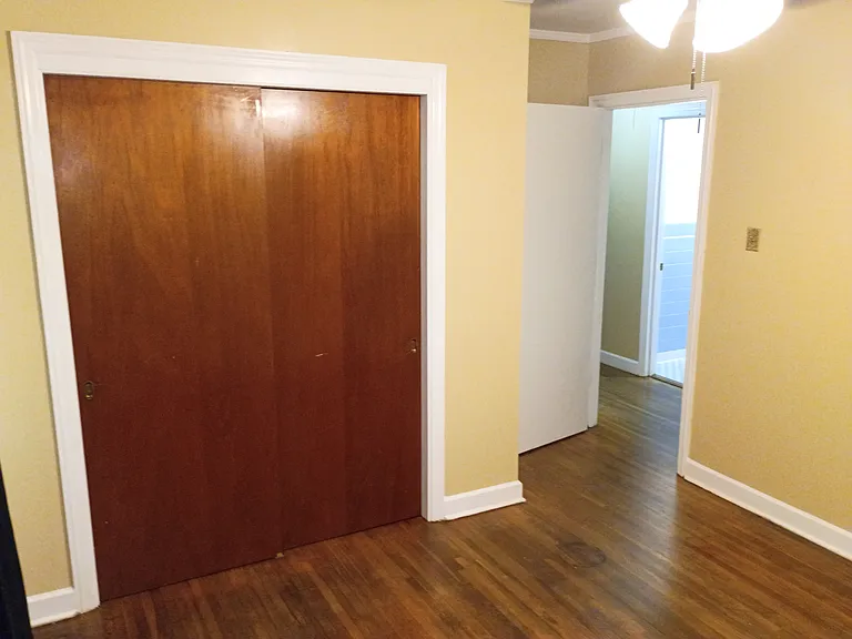 1614 Paullus Ave — Photo 9