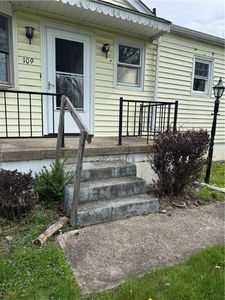 109 Ivans Ln, Tarentum, PA, 15084