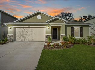 9226 Freedom Hill Dr, Seffner, FL 33584