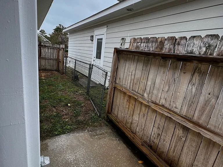 7459 Harvest Village Ct — Photo 18