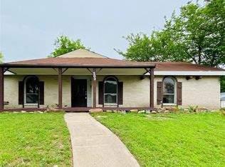202 Colonel Dr, Garland, TX 75043