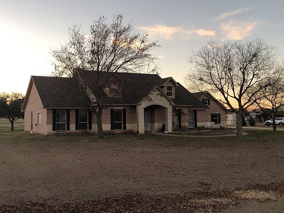 3rd image of 145 S Bear Creek Ln