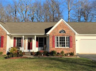 80 Ceocia Ln, Stuarts Draft, VA 24477