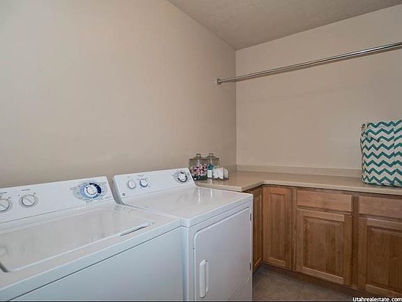 4th image of 14738 S Desert Sage Dr