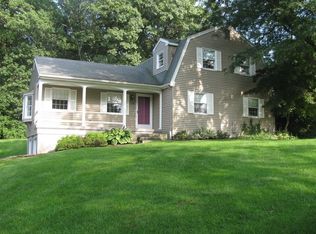 153 E Allen Ridge Rd, Springfield, MA 01118