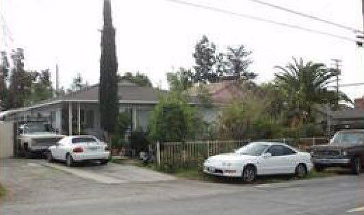 2nd image of 2916 Casitas Ave