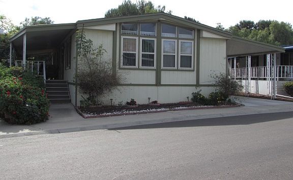 3rd image of 3340 Del Sol Blvd Space 39