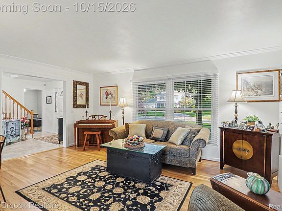 4th image of 1571 Hunters Ridge Dr