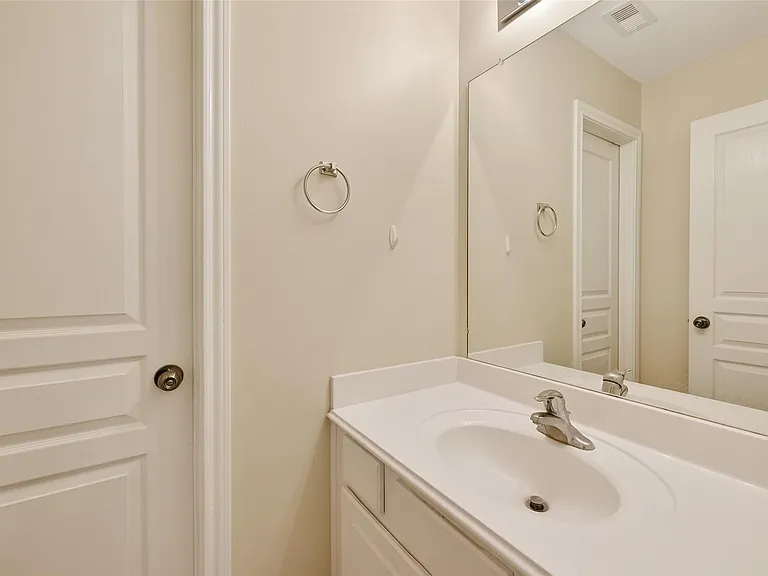14419 Manorbier Ln — Photo 30