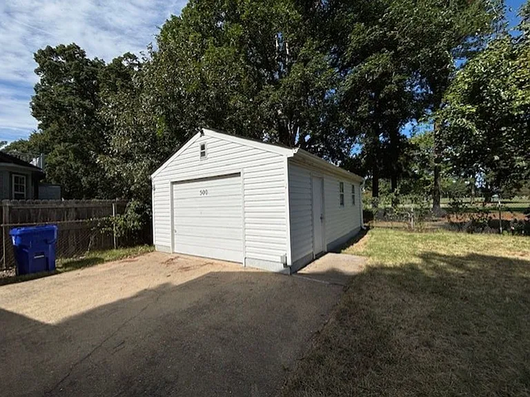 500 Lenox Ave — Photo 28