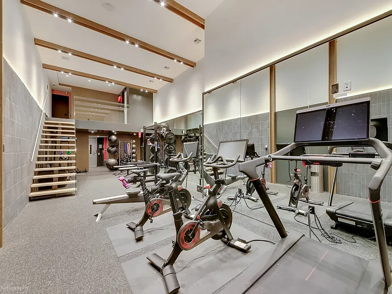 370 Lenox Ave #Penthouse 4 — Photo 16