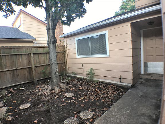 Nice garden area for flowers