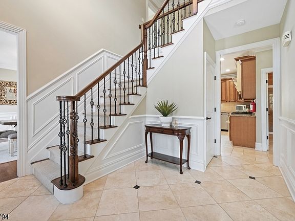 2nd image of 59 Station Rd