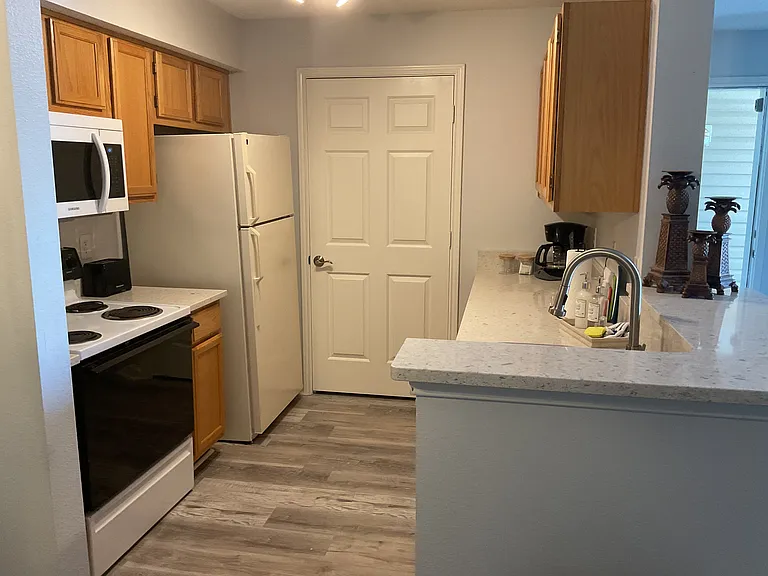4080 Dancing Cloud Ct — Photo 6