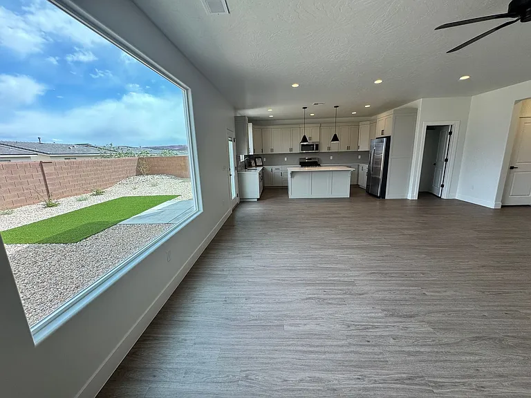 4149 El Capitan Way — Photo 10