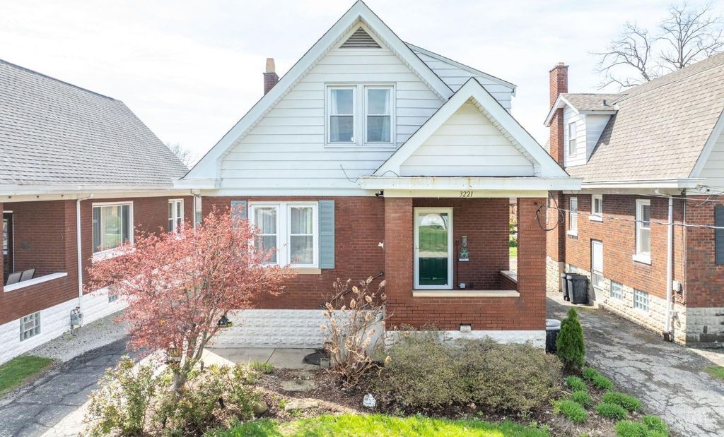 Real estate listing image