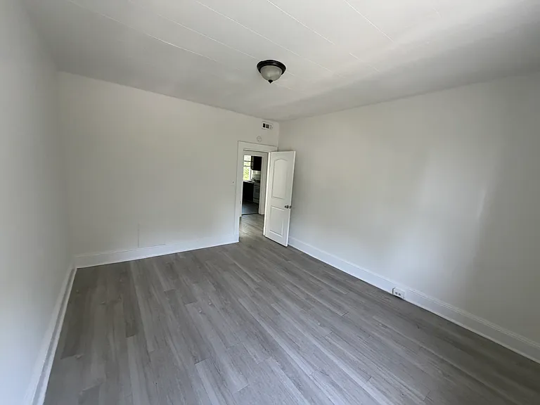 4018 Boarman Ave #2 — Photo 5