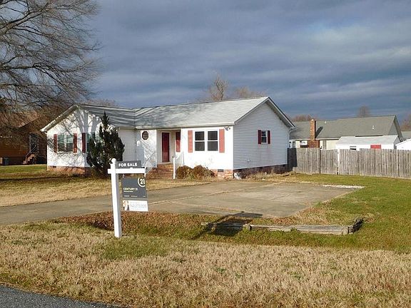 5th image of 4520 Mary Lee Ave