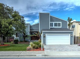 1064 Flying Fish St, Foster City, CA 94404