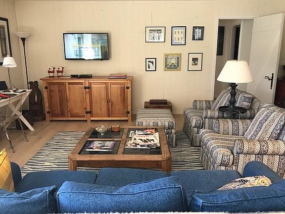 2nd image of 1465 Cottonwood Condo Dr #1465