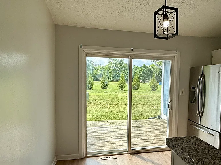 3821 Sherman Towne Dr — Photo 8
