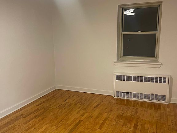 5th image of 135-20 Hoover Ave #4G