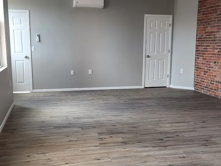 1429 Sheffield St #3 — Photo 8