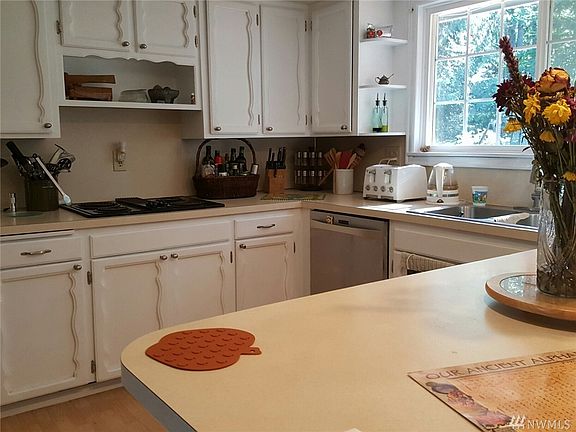 4th image of 8401 Kimmie St SW