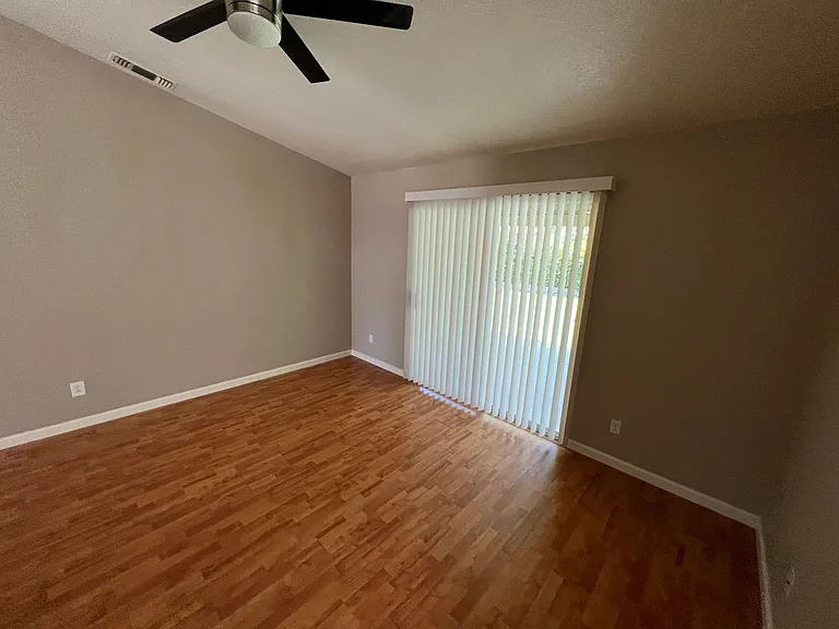 5724 Mist Ct — Photo 8