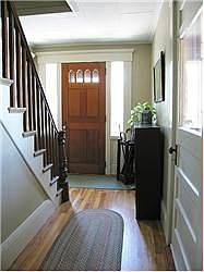 5th image of 26 Oak St