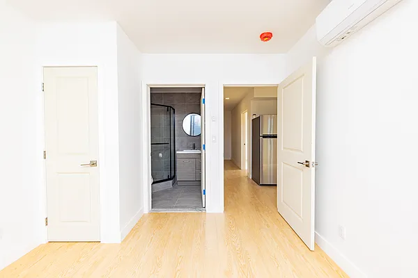 Rented by Oxford Property Group | media 10