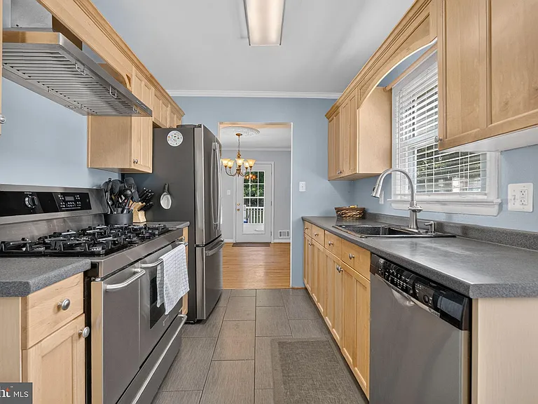 4507 Josephine Ave — Photo 8