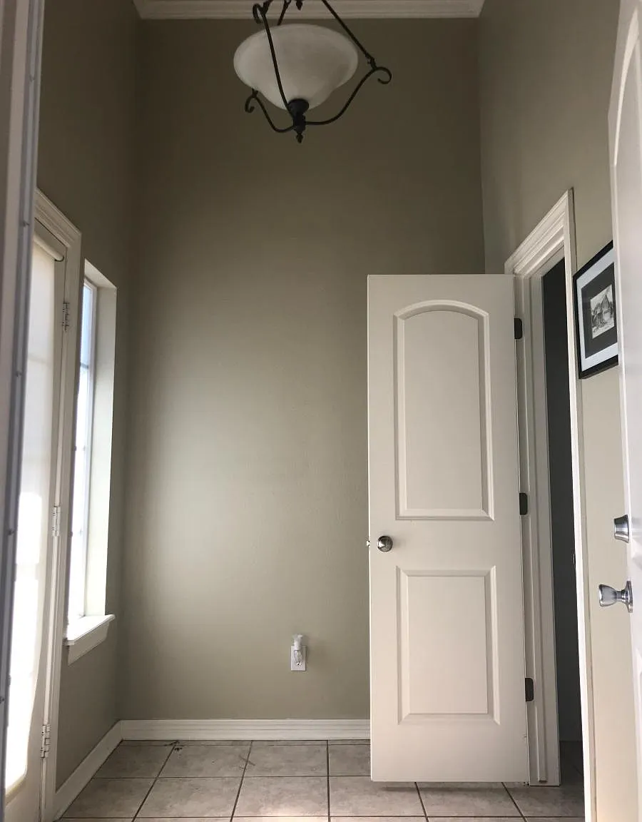 3 bed, 2.5 bath, 2007 sqft, $1,949 — Photo 4