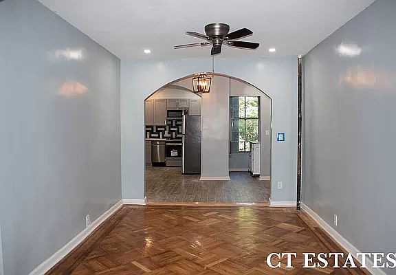 4th image of 1459 Bedford Ave Floor 2