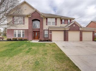8904 Pleasant Garden Ln, Camby, IN 46113
