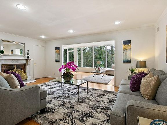3rd image of 717 Panorama Dr