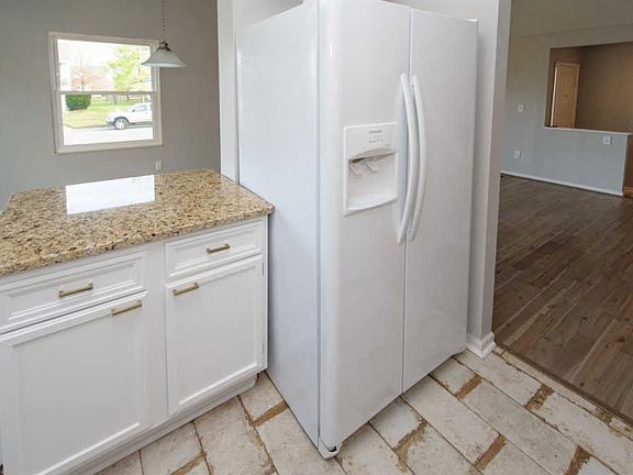 5th image of 8217 Winters Ln