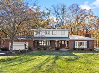 9 Verdona Rd, Newton, NJ 07860