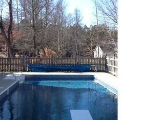 101 Shenstone Ln, Willow Spring, NC 27592