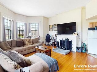 392 Beacon St #8, Boston, MA 02116