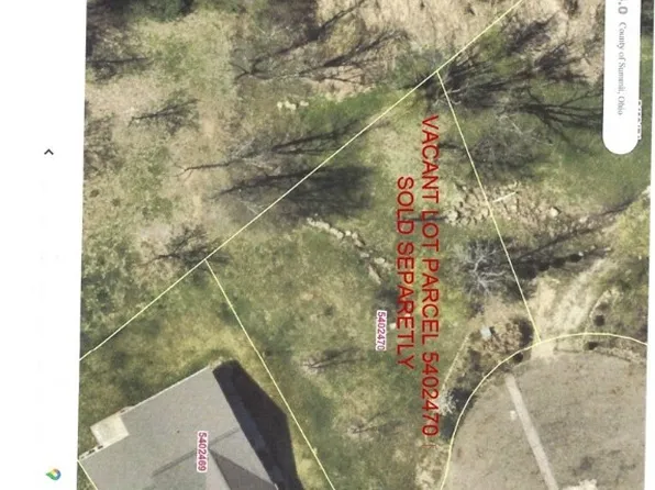 1008 Bennington Ct, Akron, OH 44312