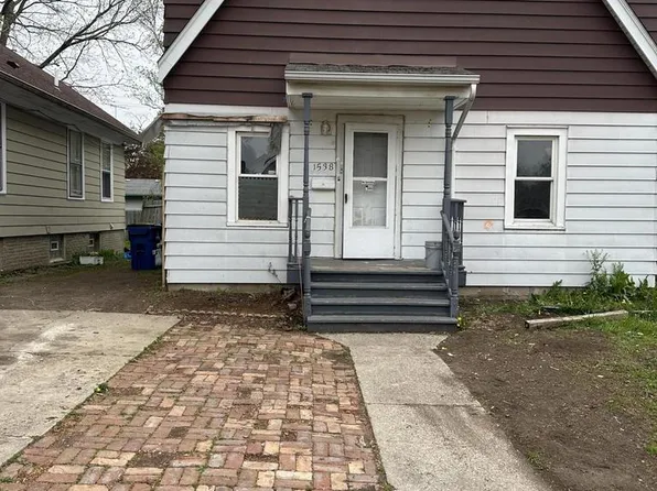 1538 North STREET, Racine, WI 53402
