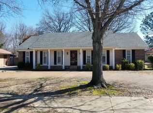 4064 Royalcrest Dr, Memphis, TN 38115