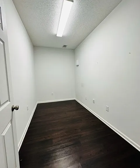 2729 E Nettleton Ave #E — Photo 25