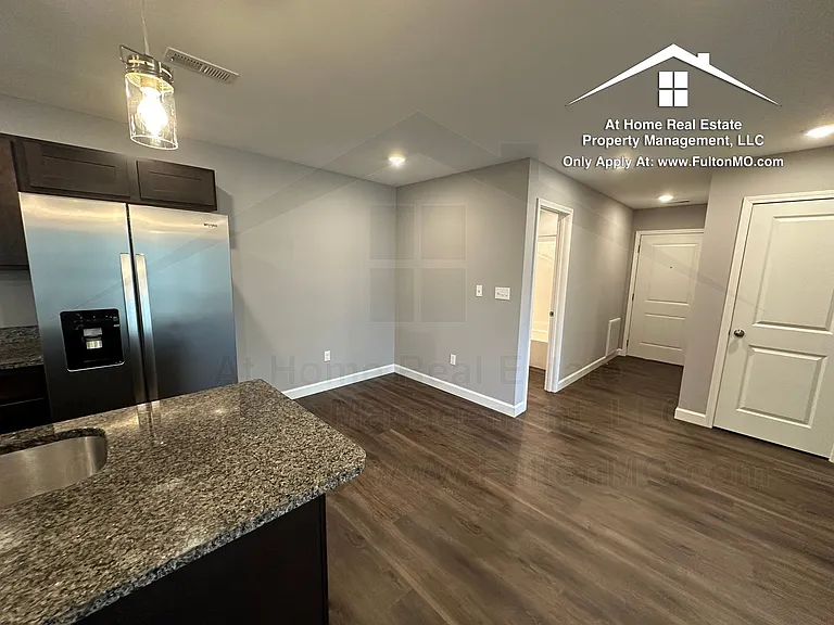 2620 N Bluff St #102 — Photo 10
